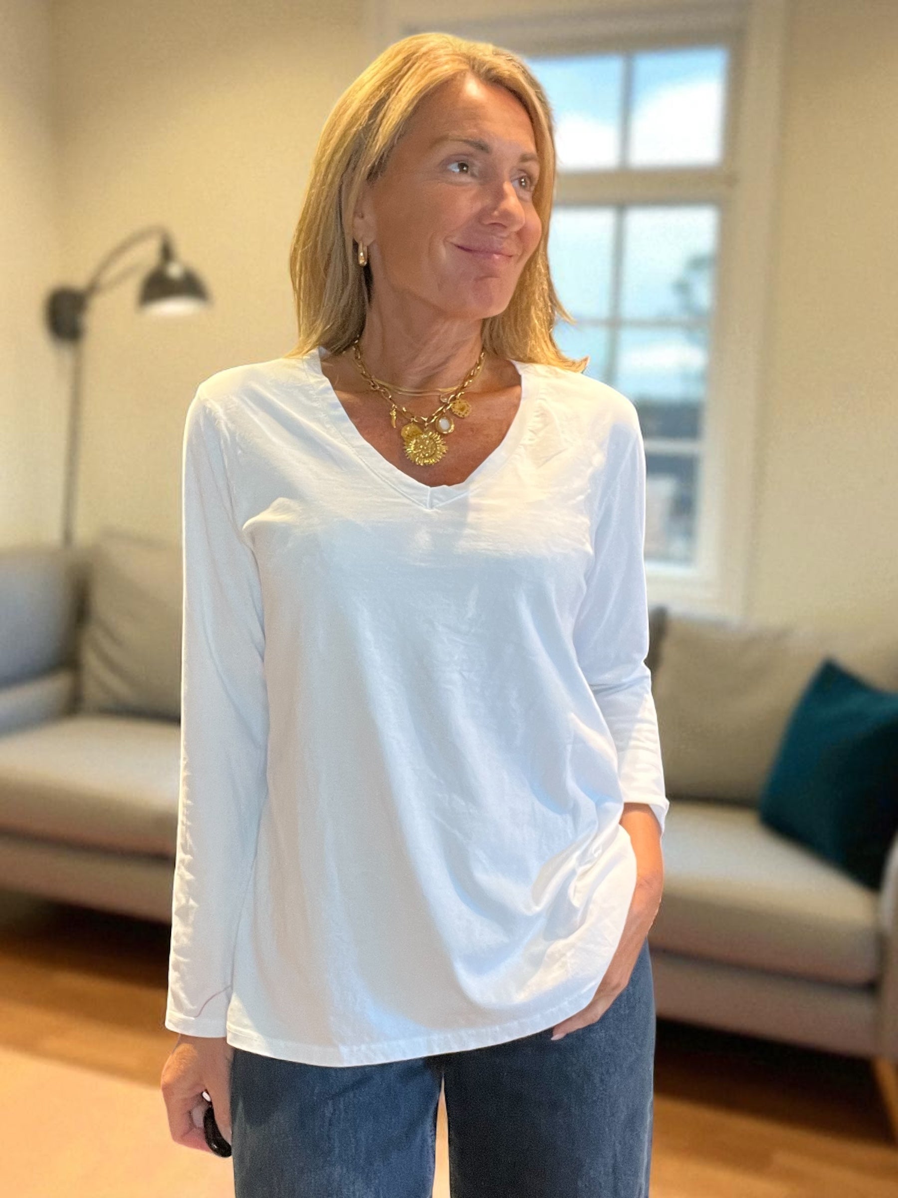 T- Shirt Over blanc