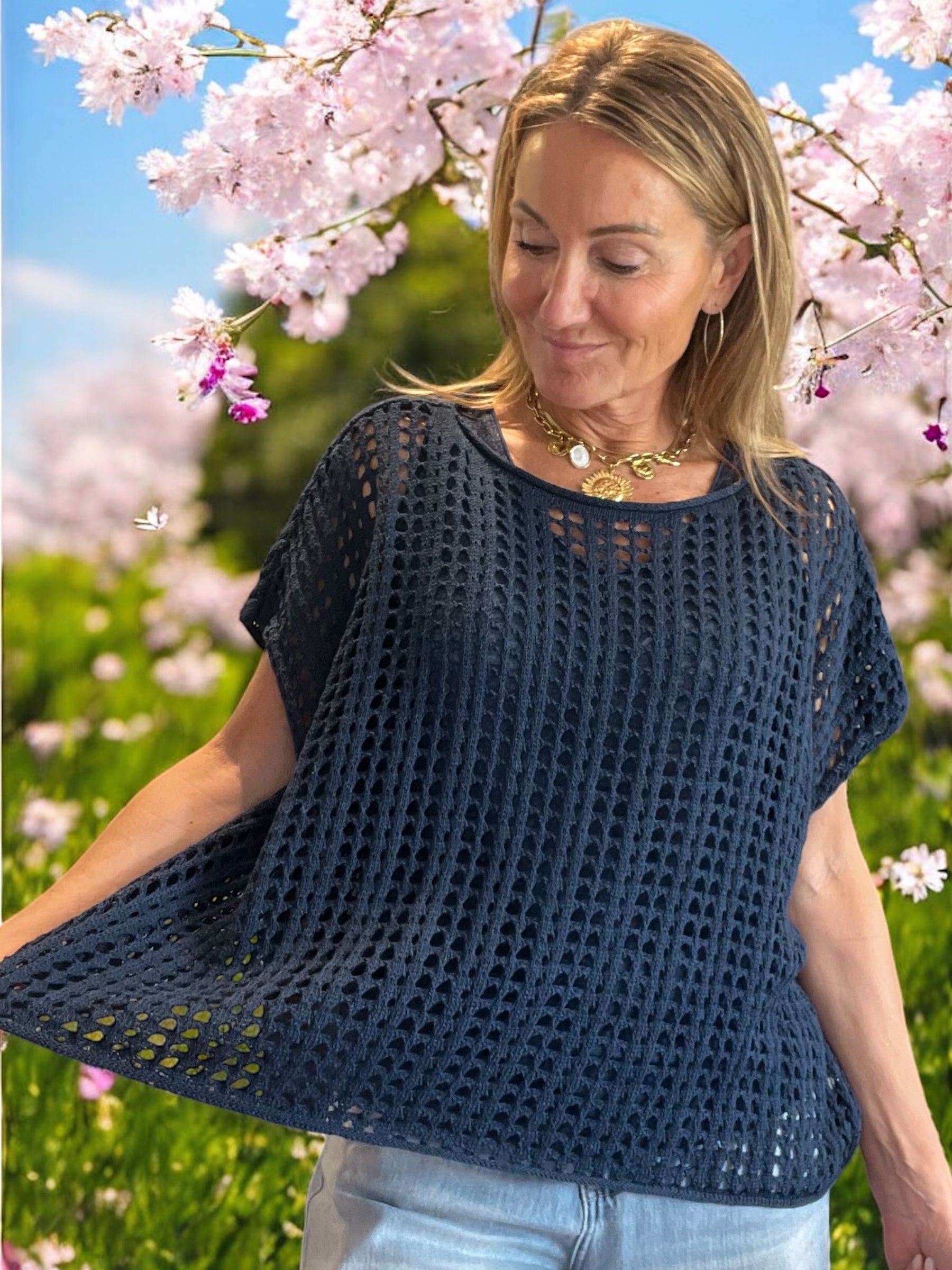 Pull Magda Marine
