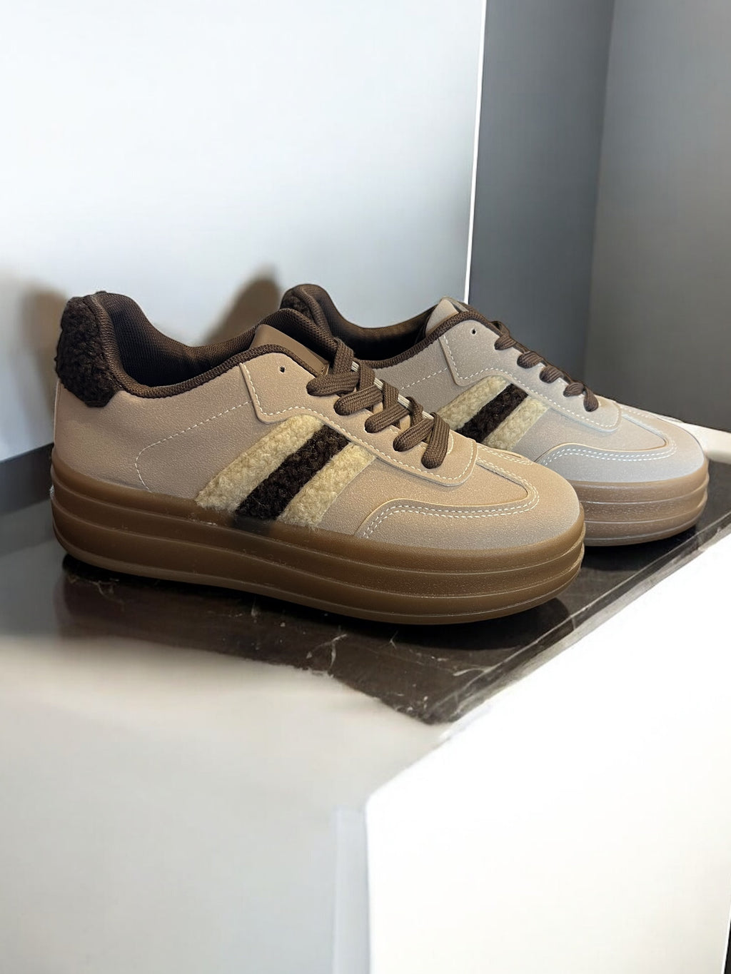 Basket beige.
